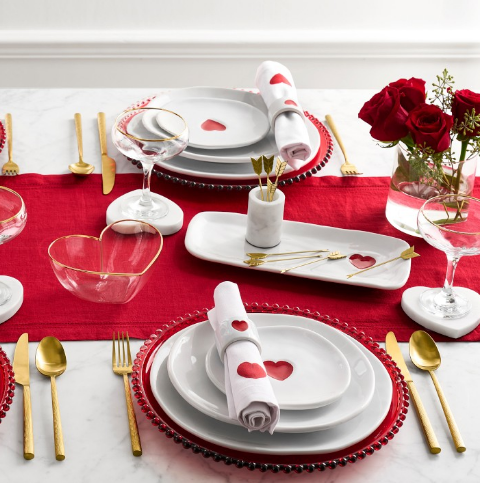 Classy Dinnerware for a romantic evening